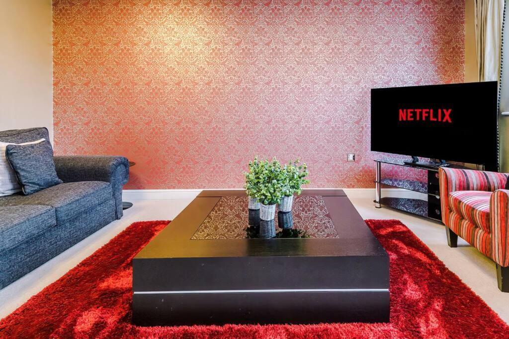 Stylish Townhouse Chester City Centre With Parking ภายนอก รูปภาพ