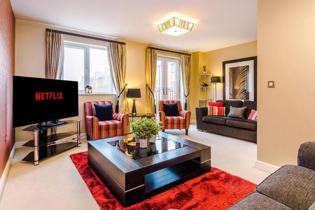 Stylish Townhouse Chester City Centre With Parking ภายนอก รูปภาพ